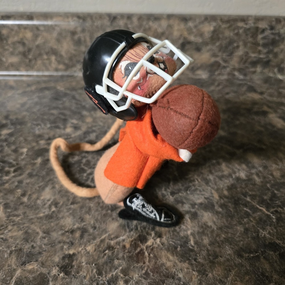 Annalee Mobilitee 1994 Football Player Mouse Doll  Handmade #2027 Vintage